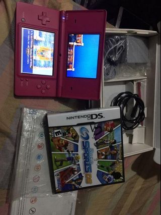 Nintendo DSi complete set with free games