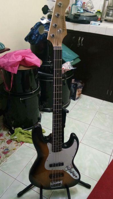 fernando jazz bass