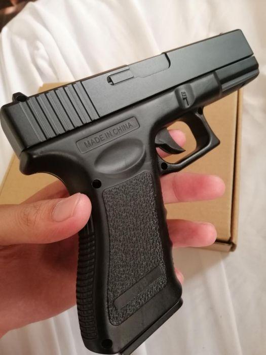 Airsoft Gun Glock 18 on Carousell