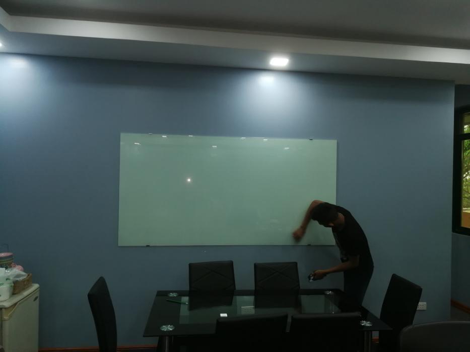 Ultra White Writing Glass Board (Category: Ironing Boards) located in Pasig City. Submitted by designmaxph.designmaxph (Listing ID 238920424, Image 2). Description: For inquiry, text/call 09456833492 Look for Karen for more info. Regular Tempered Magnetic glass board Free delivery & installation within metro manila. Free estimate & quotation.