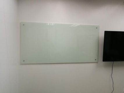 Writing Glass Board with Bolt