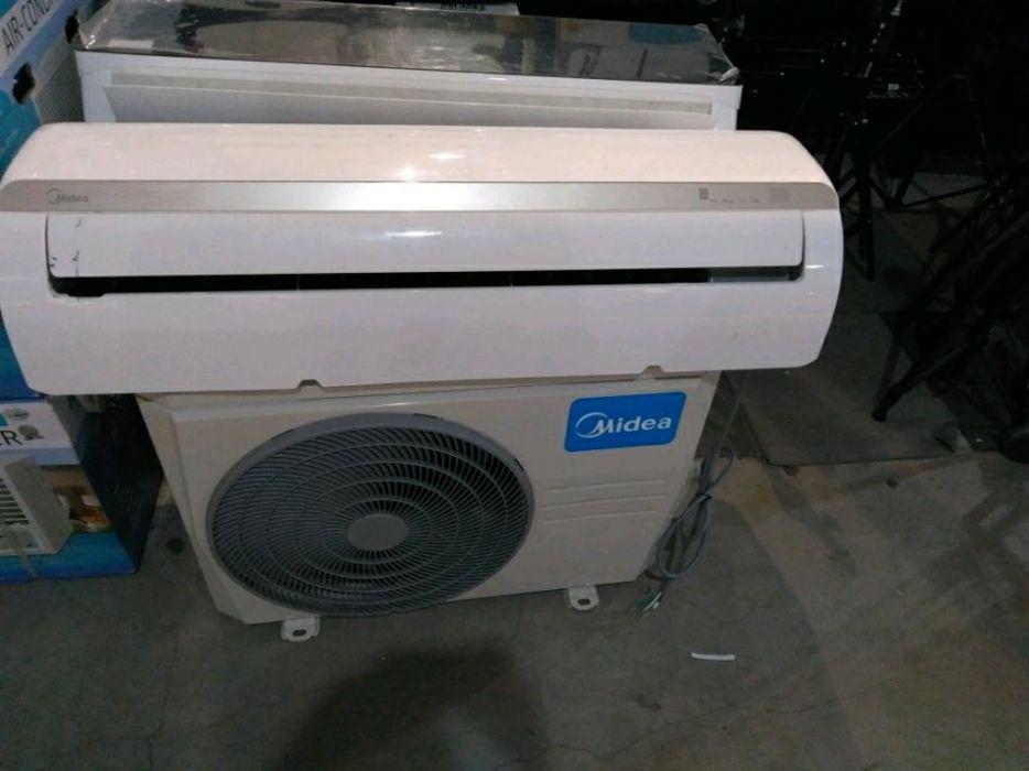 Midea 2hp Split type Aircon, TV & Home Appliances, Air Conditioning and ...