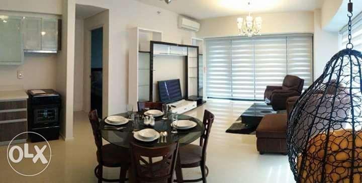 BGC Arya Residences Fully Furnished 1 BR Condo for Rent