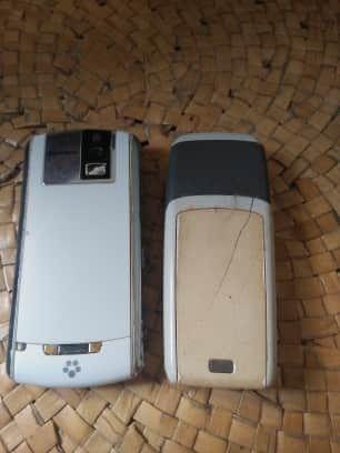 For sale Black berry pearl and nokia