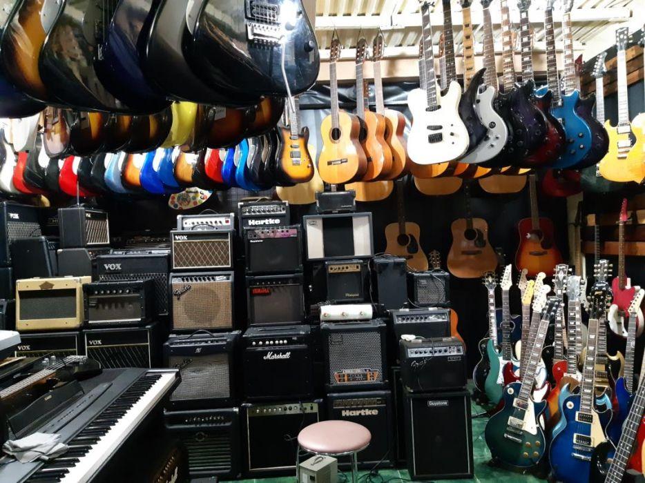 2nd hand music shop