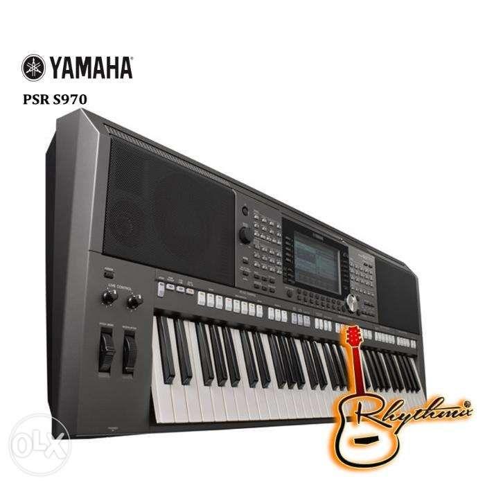 Yamaha PSR S970 61 Keys Arranger Workstation Keyboard, Hobbies & Toys