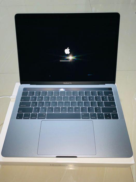 MacBook Pro Touch Bar 13inch Space Gray (Category: Laptops & Notebooks) located in Makati City. Submitted by macniel (Listing ID 239023715, Image 3). Description: 13inch 3.1GHz/ 8GB RAM/ 256GB / Space Gray.