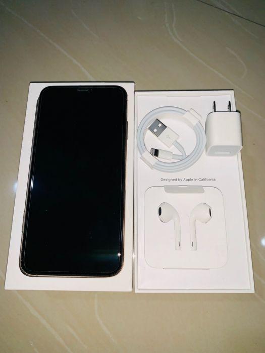 Rush iPhone XS Max 64GB Gold FU NTC (Category: iPhone 6 Series) located in Makati City. Submitted by macniel (Listing ID 239023716, Image 3). Description: iPhone XS Max, 64GB, Gold.
