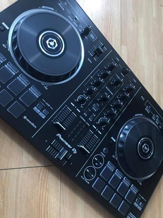 Pioneer DJ Controller DDJ-RB, Audio, Other Audio Equipment on Carousell