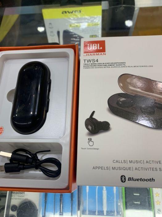 JBL bluetooth wireless headset by harman kardon, Audio, Headphones ...