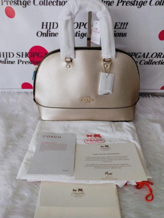 Coach alma mini, Women's Fashion, Bags & Wallets, Purses & Pouches on  Carousell