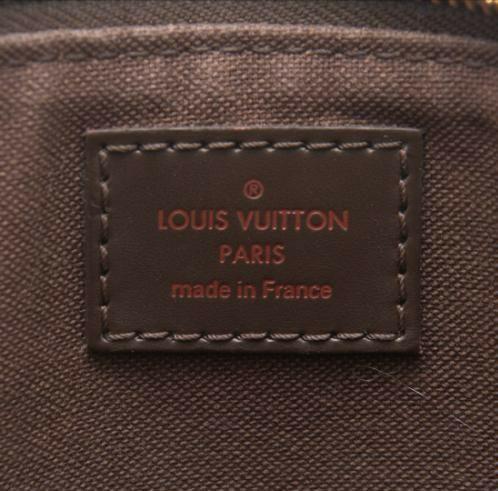 Louis Vuitton Brooklyn MM Damier Ebene Messenger Bag Discontinued at  1stDibs  louis vuitton inventeur shoulder bag, louis vuitton bosphore  backpack discontinued, louis vuitton sac plat discontinued