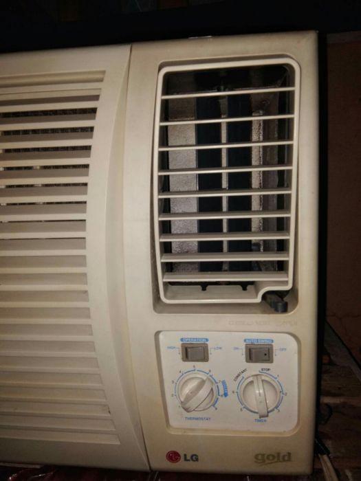 Lg 1hp Window Type Aircon Tv And Home Appliances Air Conditioning And Heating On Carousell 0831