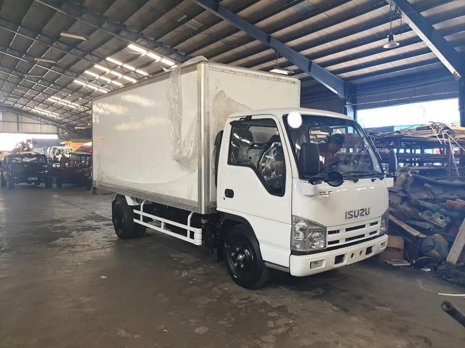 isuzu closed van brand new