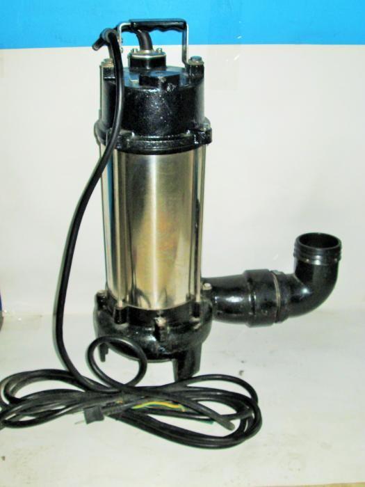 Hoover Submersible Pump, Commercial & Industrial, Construction Tools ...