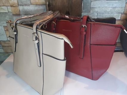 Bag for women charles and Keith