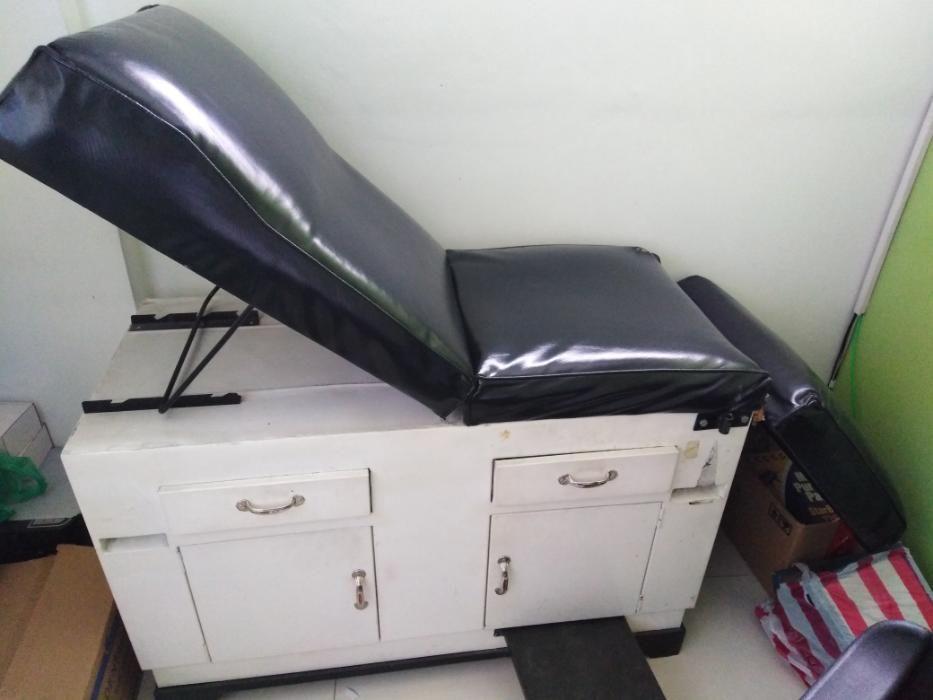 Ob examination bed Hamilton Type, Health & Nutrition, Medical Supplies