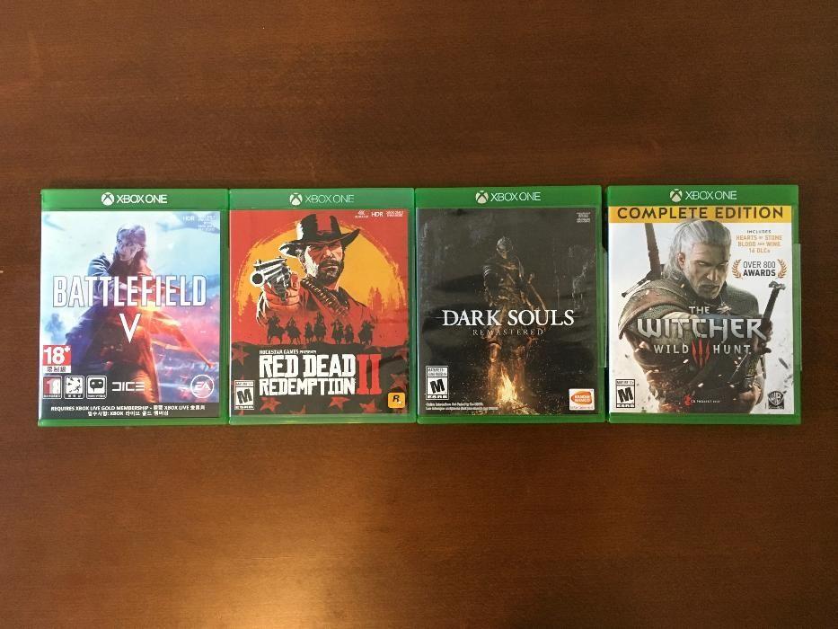 Xbox One X 1TB 7 months old perfect condition no scratches barely used