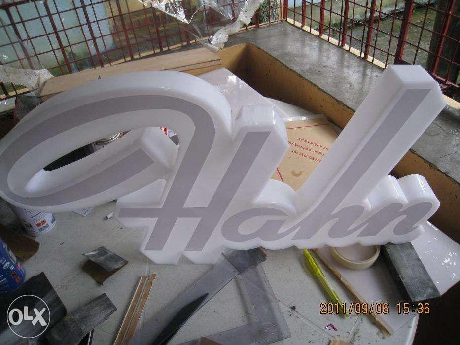 Signage Maker Laser Cutting Acrylic Metal sign
