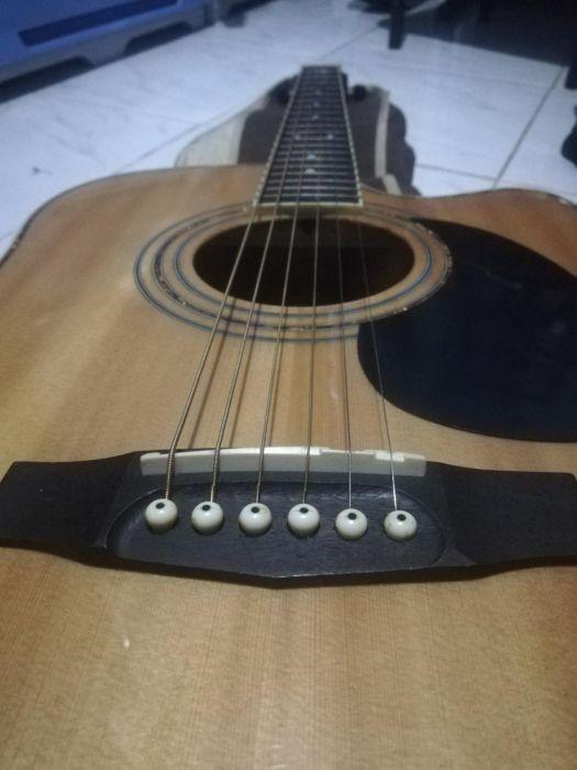 Cort AD880CE Acoustic Electric Guitar (Category: Musical Instruments) located in Pasig City. Submitted by zaphree (Listing ID 239173872, Image 2). Description: 10,000+ original price nabili sa lazer Good as new Need lang palitan strings kase nastock na di na nagagamit dahil busy. Pm lang. Gig ready. Negotiable.