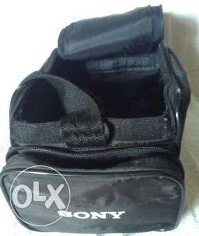 Sony Handycam Bag (Category: Video Cameras) located in Manila. Submitted by peterv641 (Listing ID 239174617, Image 3). Description: This came from an original Video8 Camcorder. Selling it as it's just in storage. Meetup up at SM Light or Robinson's Forum. Shipping at Buyer's expense.
