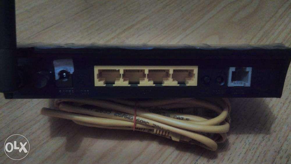 Home Broadband and Telset (Category: Networking) located in Manila. Submitted by peterv641 (Listing ID 239174676, Image 2). Description: Please read until the end Selling a Home Broadband Router/Modem with Analog phone.as a package If seperated, the price is Php700 for the router and Php500 for the Telset Used only for awhile, plastic wrapper still intact. All in good working condition. Meetup at MRT Boni or SM light, Robinson's Forum. Shipping t