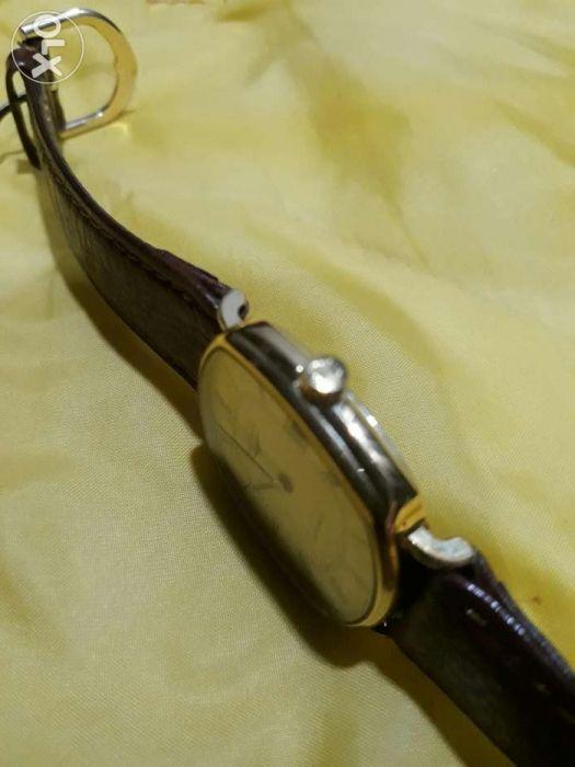 Longines automatic watch (Category: Men's Watches) located in Manila. Submitted by vespa.flyscreen (Listing ID 239176464, Image 2). Description: 👉READ 👉🔍👀👇👇👇 ✅Selling P26,000 Last 👉Manila Area ✅Vintage Collection Longines Gold (Automatic) ✅Watch Only ✅Good Condition Swiss made, Men's size = 30mm Good Condition. (RARE) Collector Item.