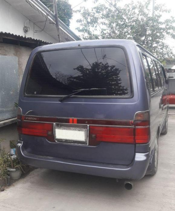 toyota custom van