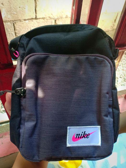 mens nike sling bag