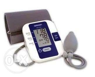 Omron HEM432C Manual Inflation BP Blood Pressure Monitor ZQ3H