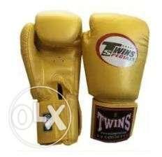 Twins Special Boxing Gloves Gold 10oz
