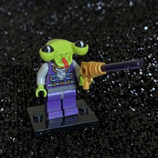 Lego Minifigures series 3 (alien)
