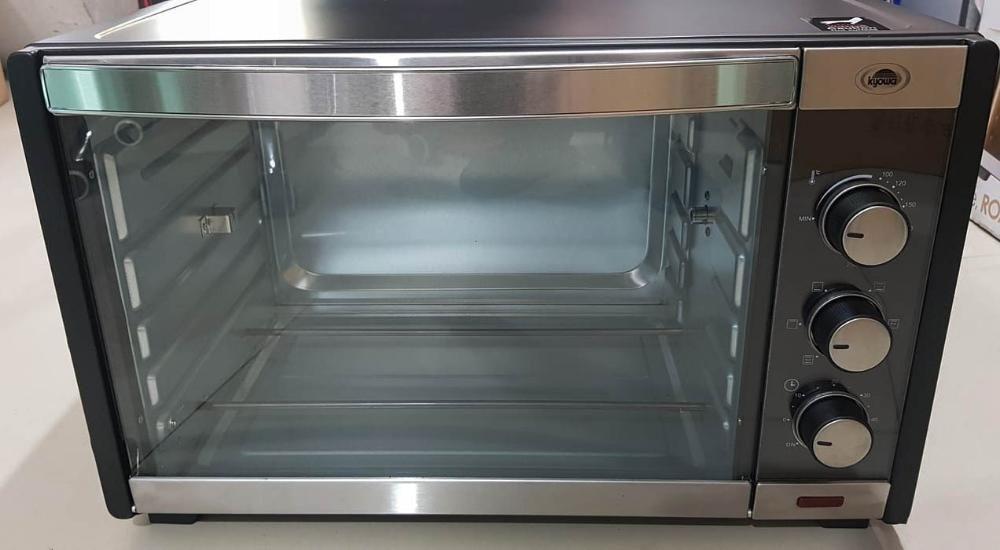 Kyowa Electric Oven With Rotisserie Model No. KW3325, Furniture & Home