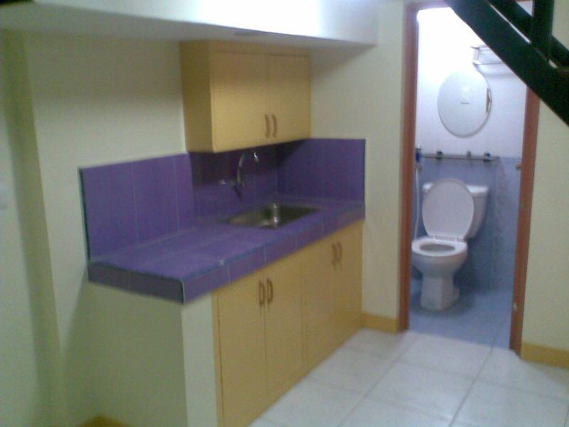 2 bedroom apartment (loft type) for rent in east rembo, makati