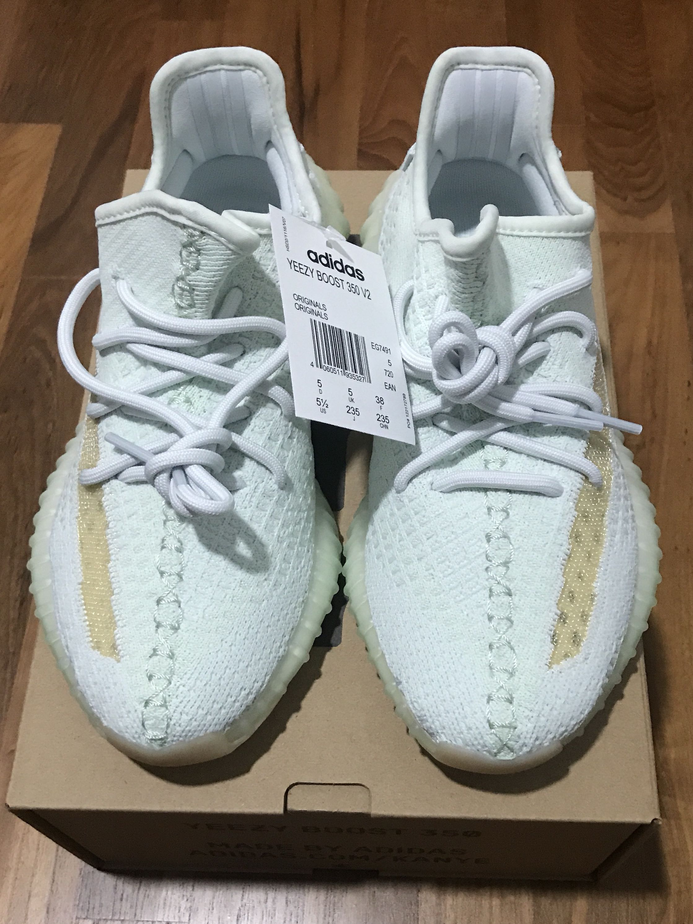 yeezy hyperspace resell