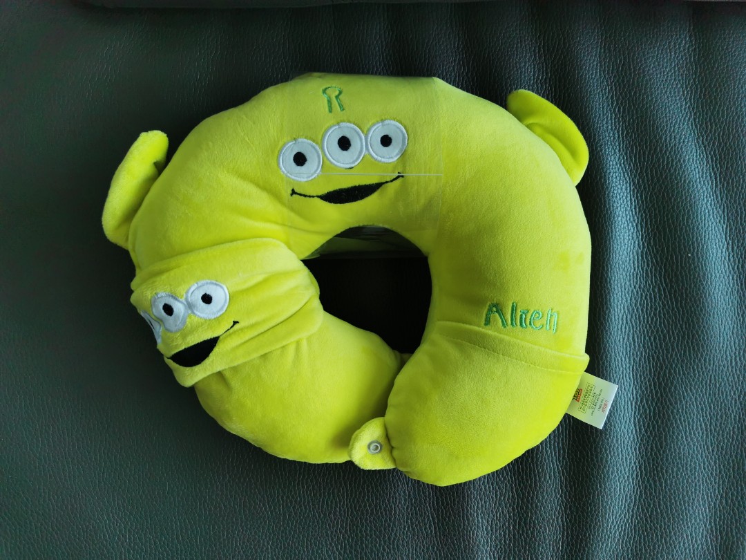 Alien Neck Pillow Toys Games Stuffed Toys On Carousell