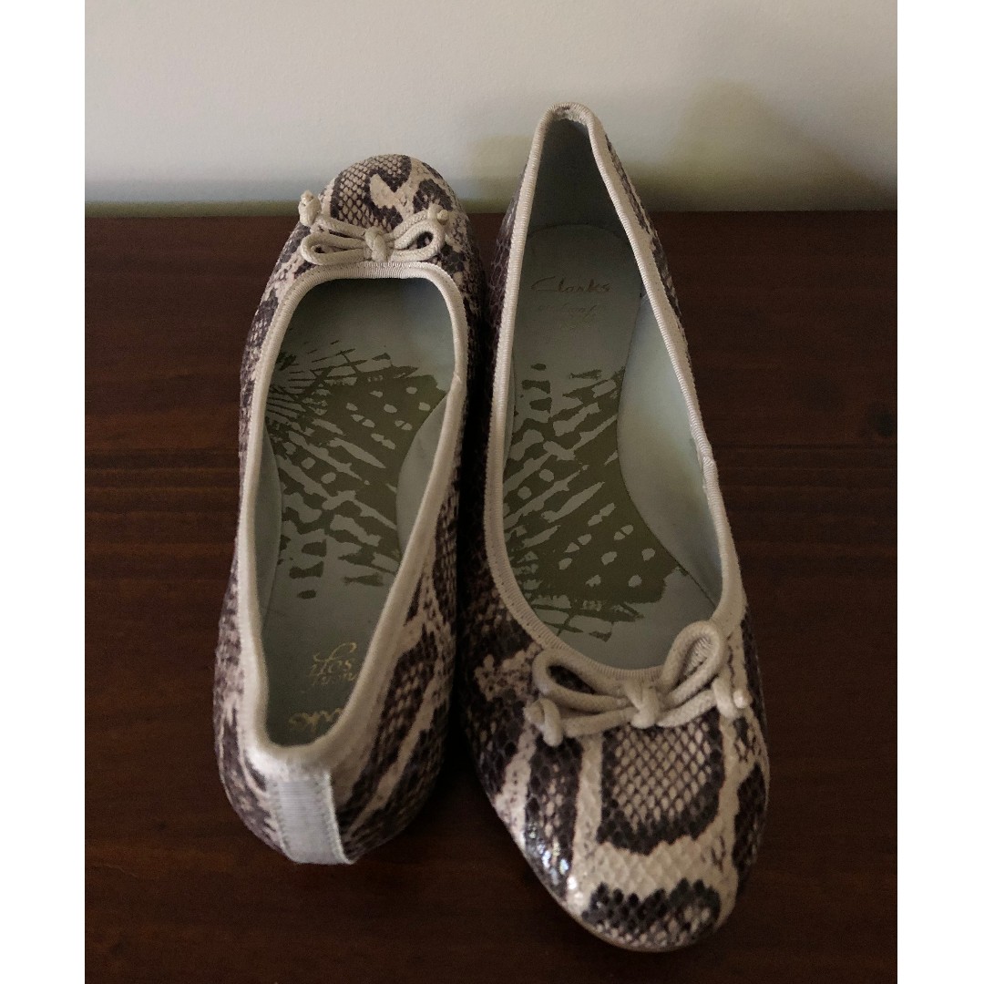 Clarks snakeskin flats Clearance