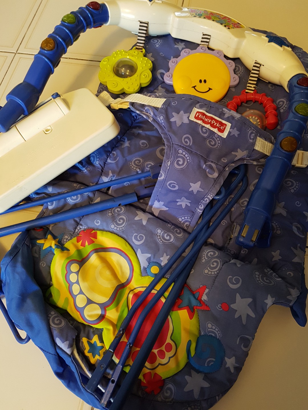 Fisherprice Baby Rocker bouncing chair, Babies & Kids, Infant Playtime