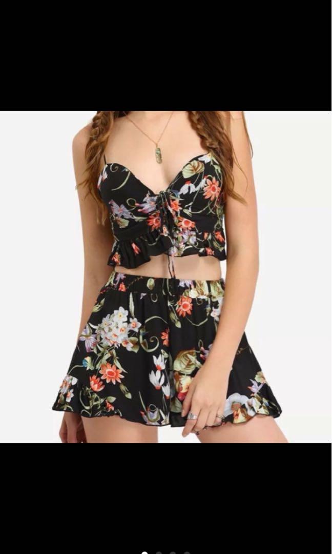 Floral Terno (Category: Blouses) located in Cebu City. Submitted by lrgrc (Listing ID 238646060, Image 1). Description: Fits small frames too Top is padded Straps adjustable Shorts is garterized at the waist Bought recently. Excellent condition.