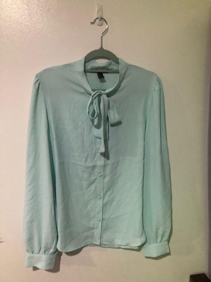 Forever 21 Pastel Green Top (Category: Sleeveless) located in Makati City. Submitted by vborja (Listing ID 239230098, Image 1). Description: Bought from Japan. Tags are still intact Pastel Green fits large to xl (Japanese clothes run bigger) MOP: BDO/BPI/Unionbank .