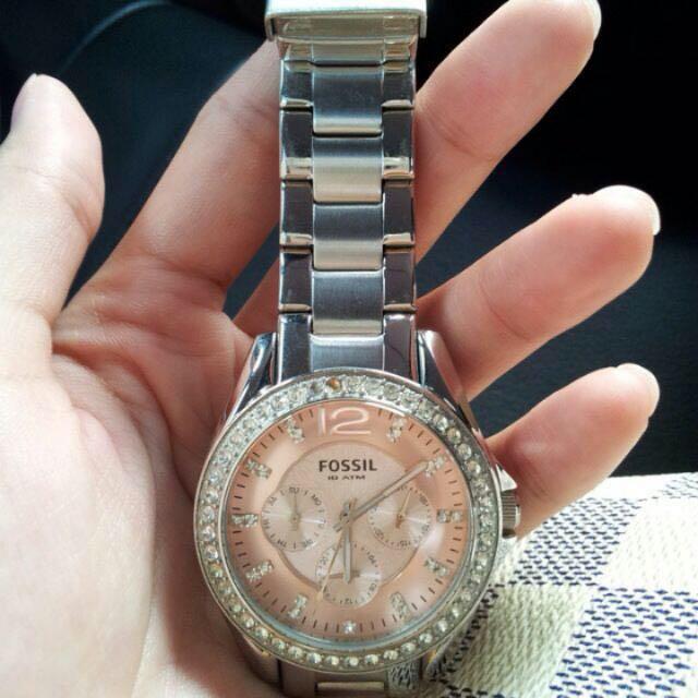 Fossil watch pink hotsell