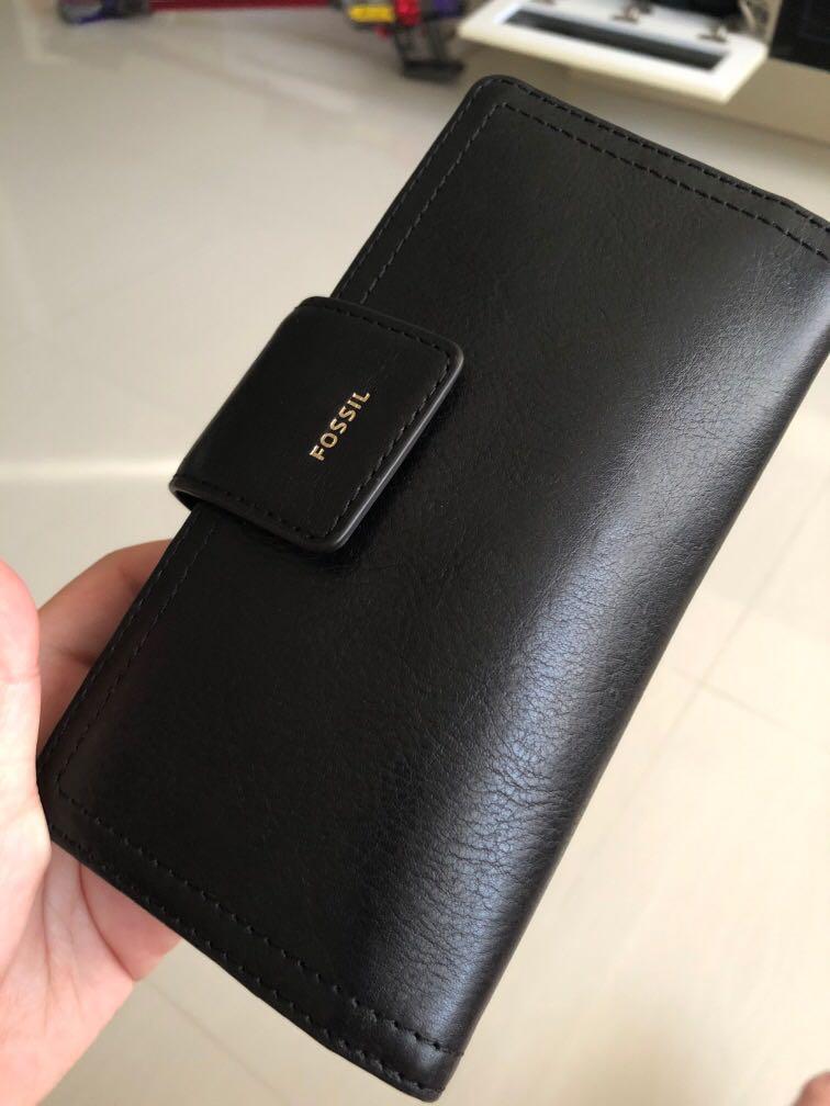 Fossil Logan Wallet Women S Fashion Bags Wallets Wallets On