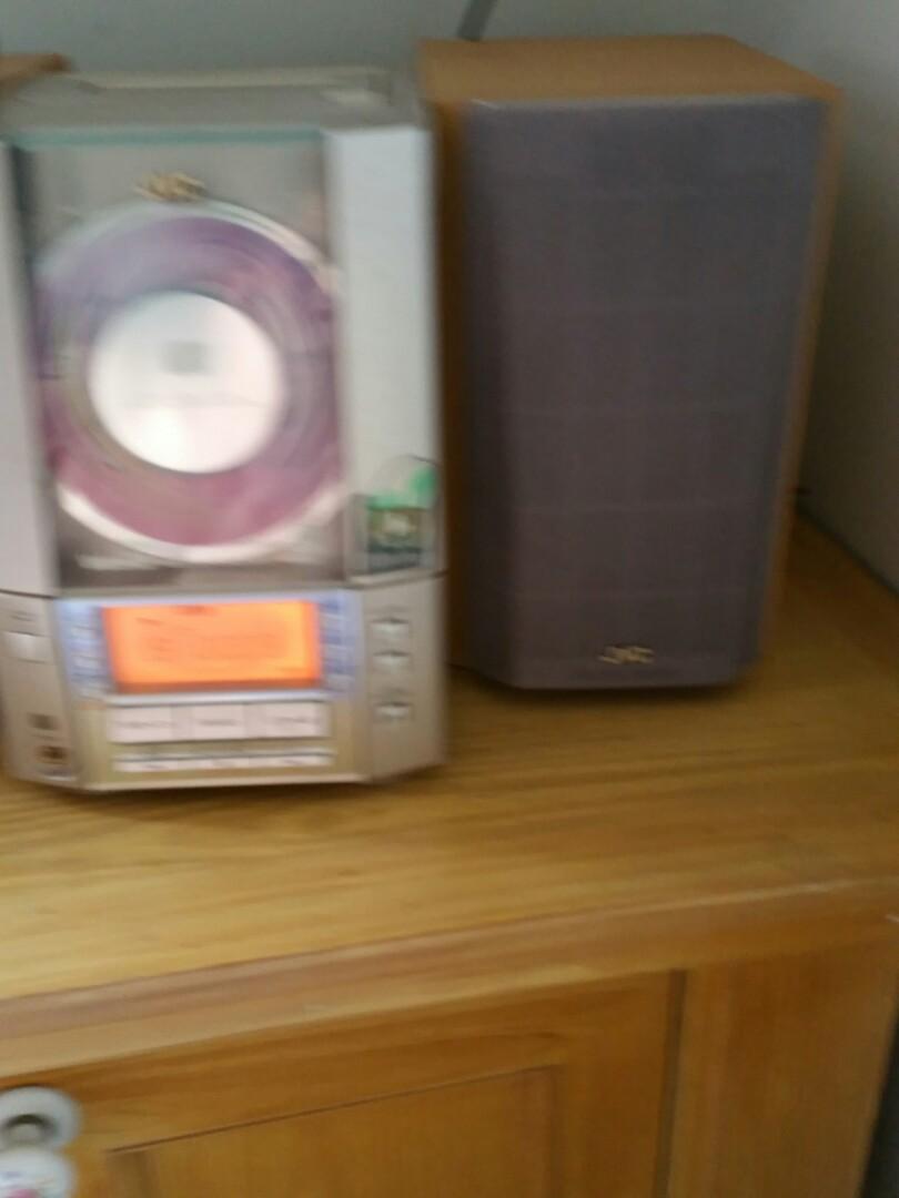 Jvc Cd Player And Cassette Player Vertical Load Home Appliances Tvs Entertainment Systems On Carousell