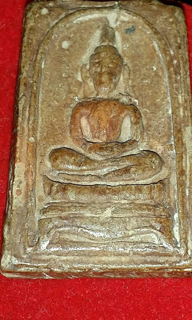 Lp Toh Wat Pradoochimplee B E 2468 Somdej Hobbies Toys Memorabilia Collectibles Religious Items On Carousell