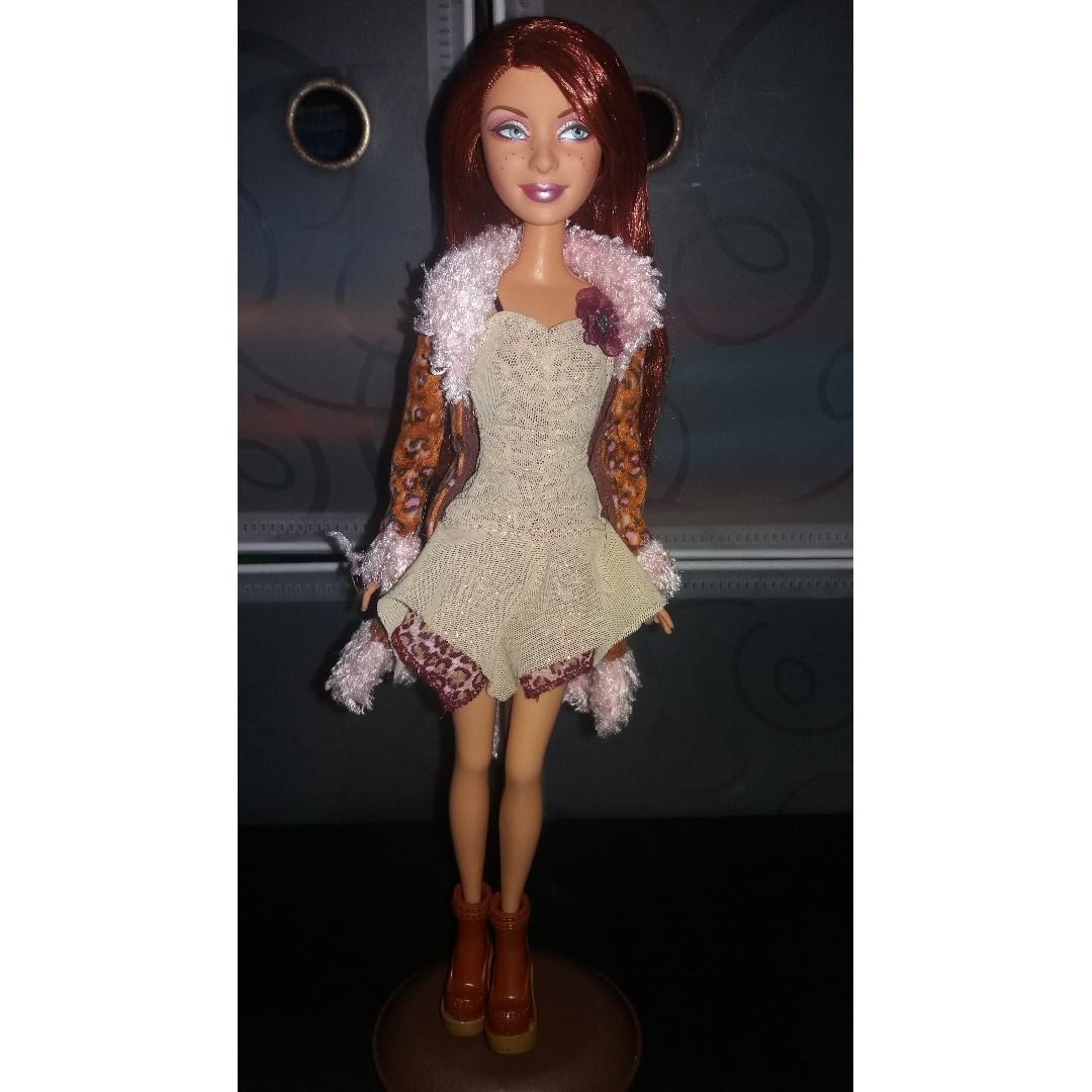 Lindsay lohan barbie doll movie shop