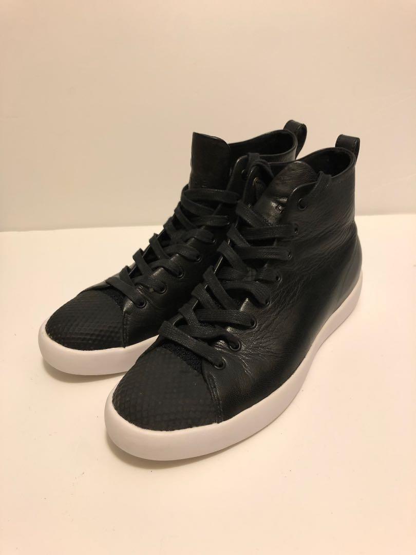 converse lab