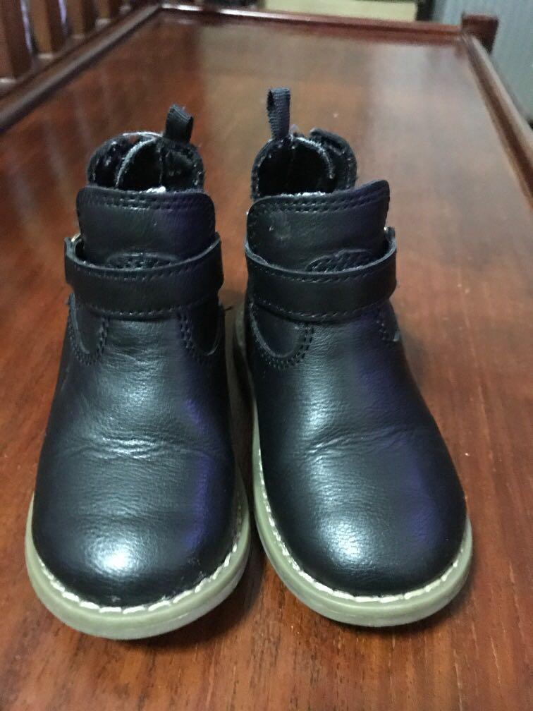 navy shoes size 6
