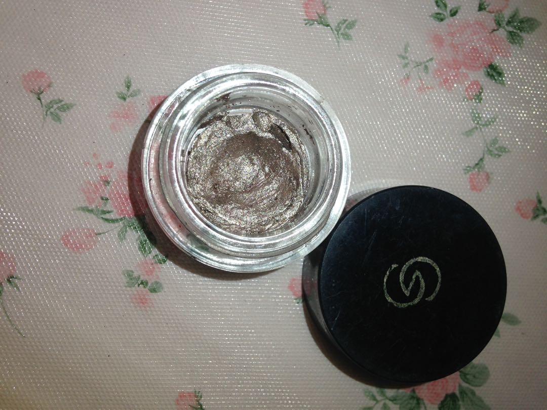 Oriflame Glitter Gel Kesehatan Kecantikan Rias Wajah Di Carousell