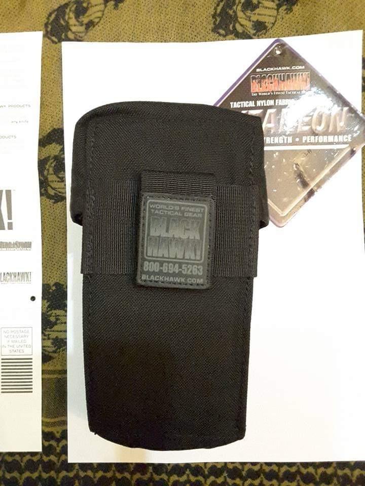 ORIGINAL Blackhawk Magazine Pouch, Sports Equipment, Exercise & Fitness