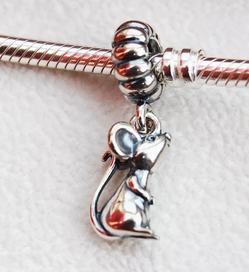 flyde hvordan man bruger uddybe Pandora Rat Dangle Charm, Women's Fashion, Jewelry & Organisers, Charms on  Carousell